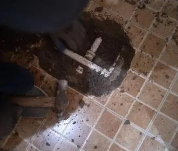 屯昌卫生间漏水维修公司为您分享下卫生间渗水如何处理及注意事项